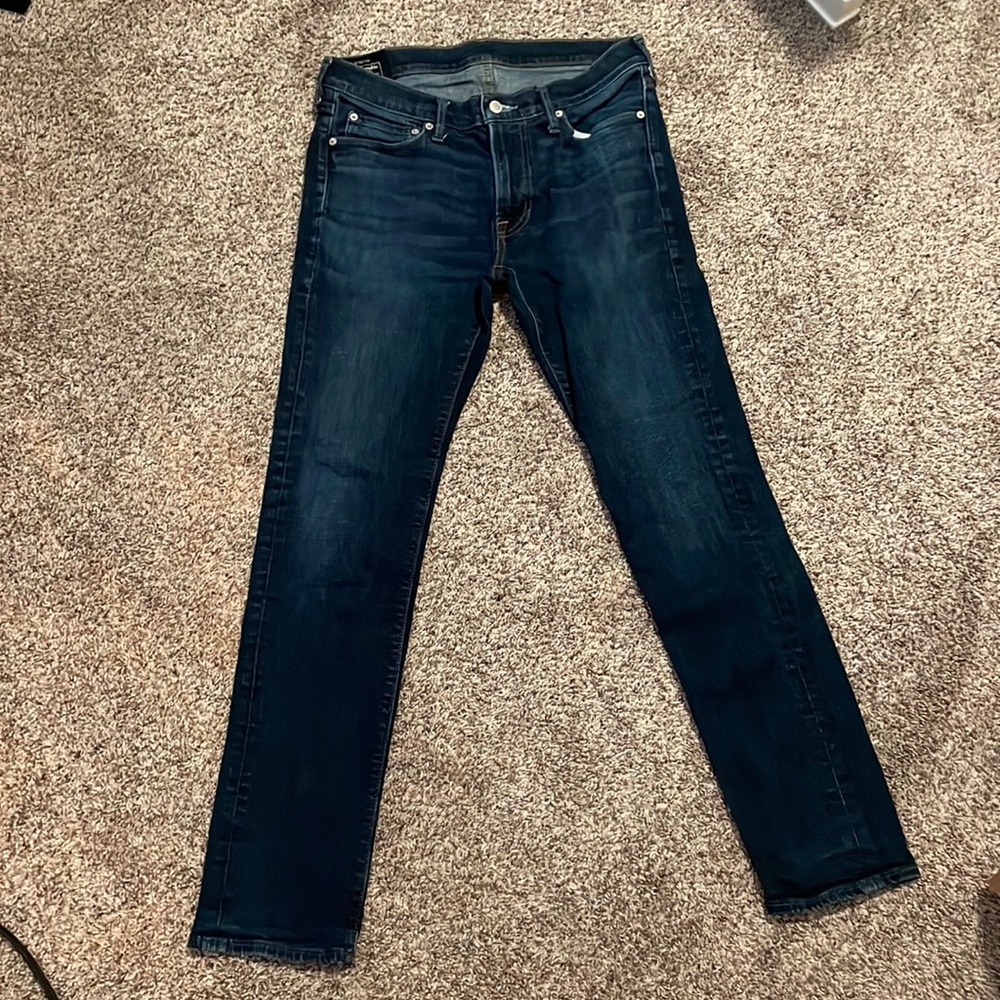 Men’s Abercrombie & Fitch skinny jeans
